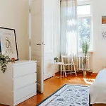 Namastay! Exklusiver Altbau In Bestlage - 3br アパート