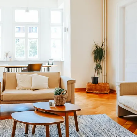 Namastay! Exklusiver Altbau In Bestlage - 3br Appartement Mannheim
