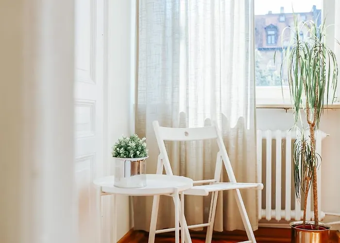 Namastay! Exklusiver Altbau In Bestlage - 3br Appartement Mannheim