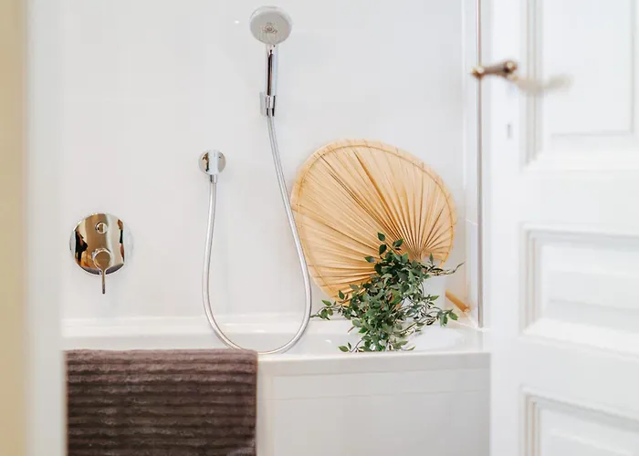 Namastay! Exklusiver Altbau In Bestlage - 3br * Mannheim