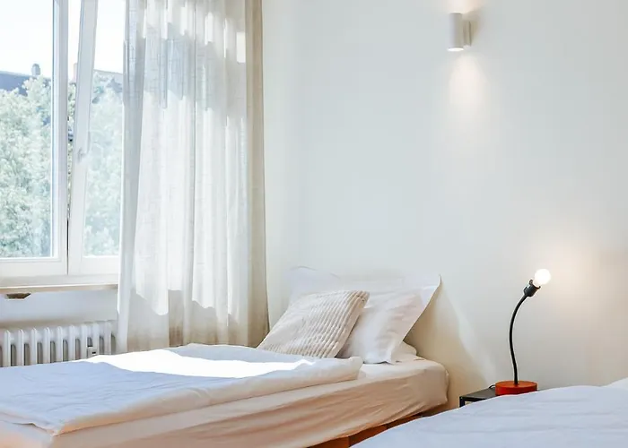 Namastay! Exklusiver Altbau In Bestlage - 3br Appartement *