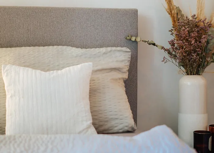 Namastay! Exklusiver Altbau In Bestlage - 3br Appartement *