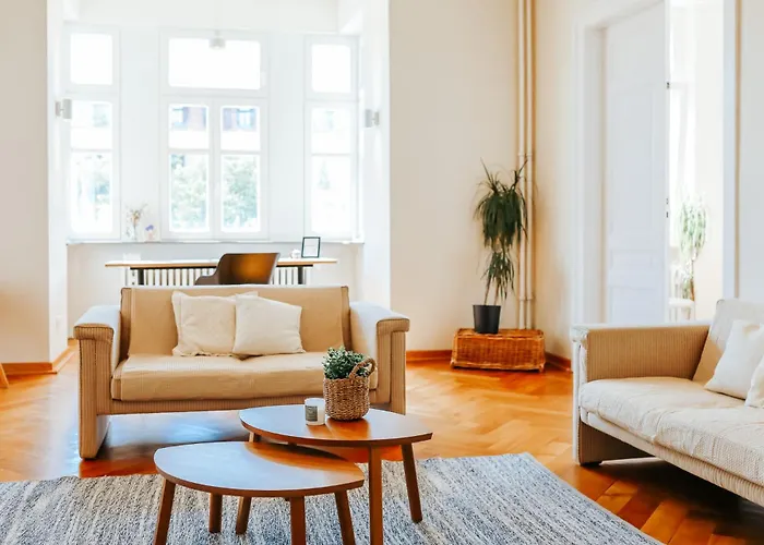 Namastay! Exklusiver Altbau In Bestlage - 3br Appartement Mannheim